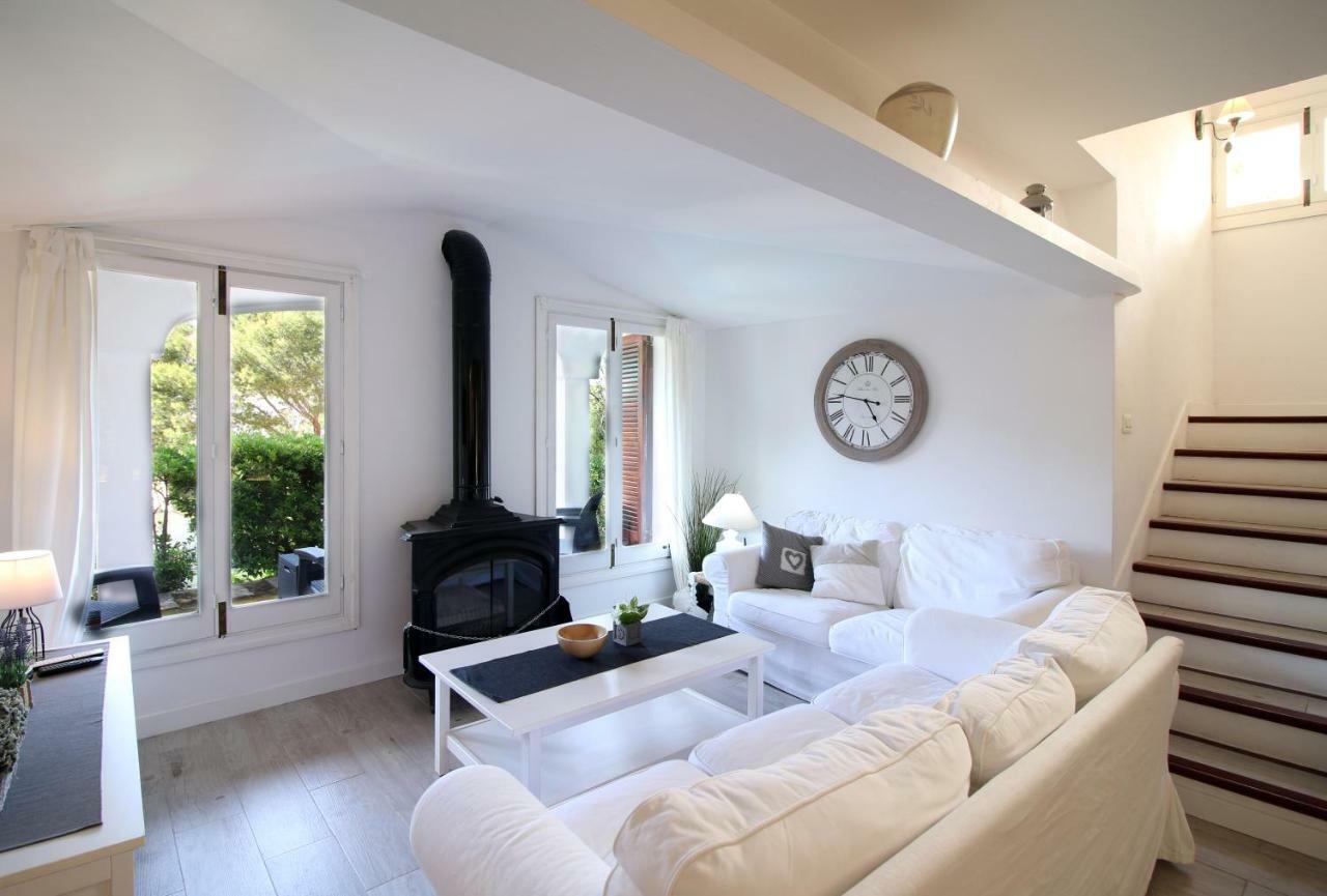 Gorgeous Renovated Cala Sant Vicenc Beach Villa Cala de Sant Vicenc Exteriér fotografie